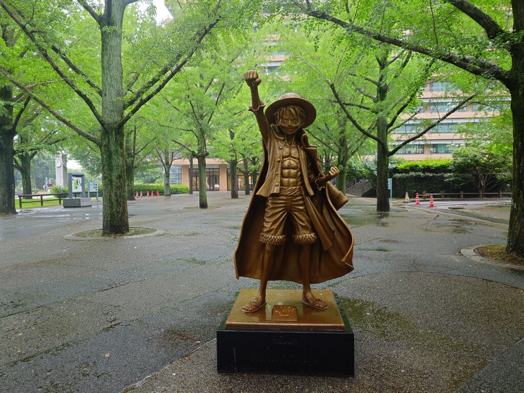 熊本県庁前　ルフィ