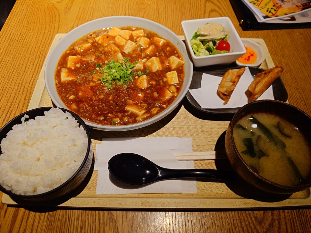 湯らっくす　麻婆豆腐