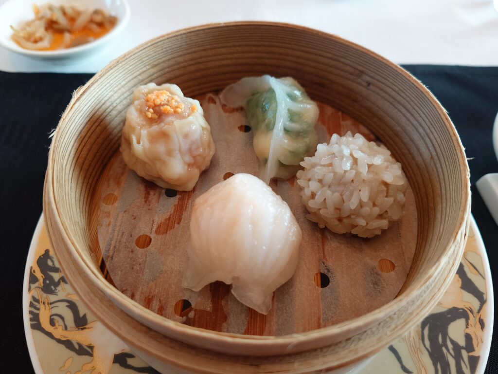 ヨコハマグランドインターコンチネンタル　カリュウ